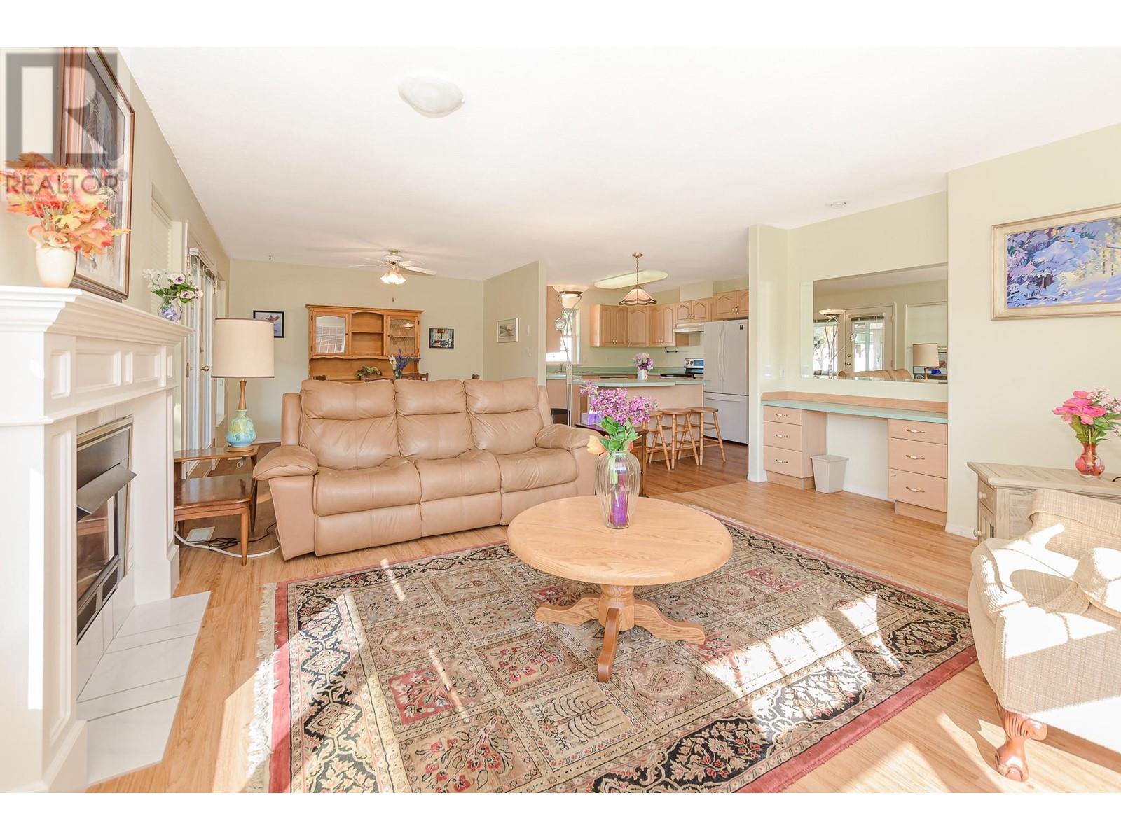 303 Regent Avenue Unit# 4