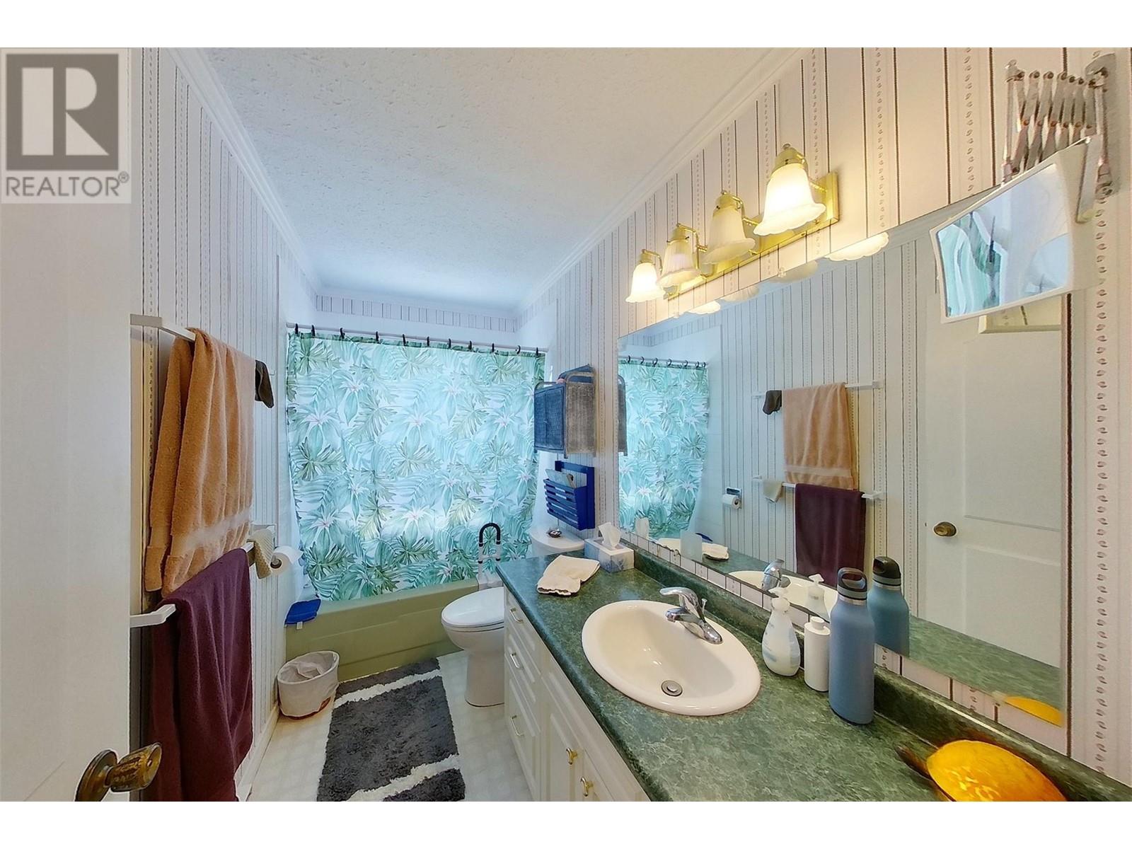 5404 Sunnybrae Canoe Pt Road Unit# 1