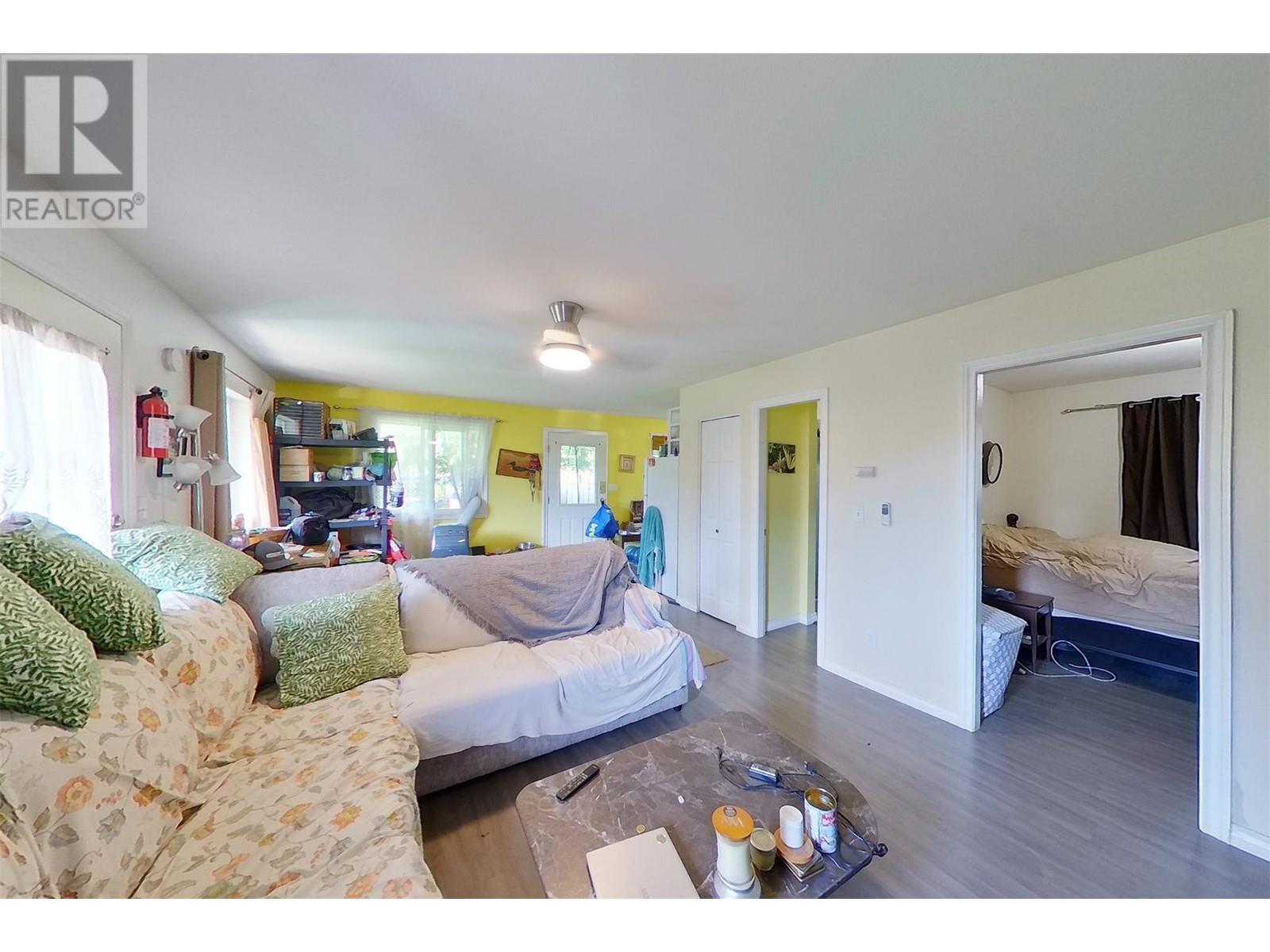 5404 Sunnybrae Canoe Pt Road Unit# 1
