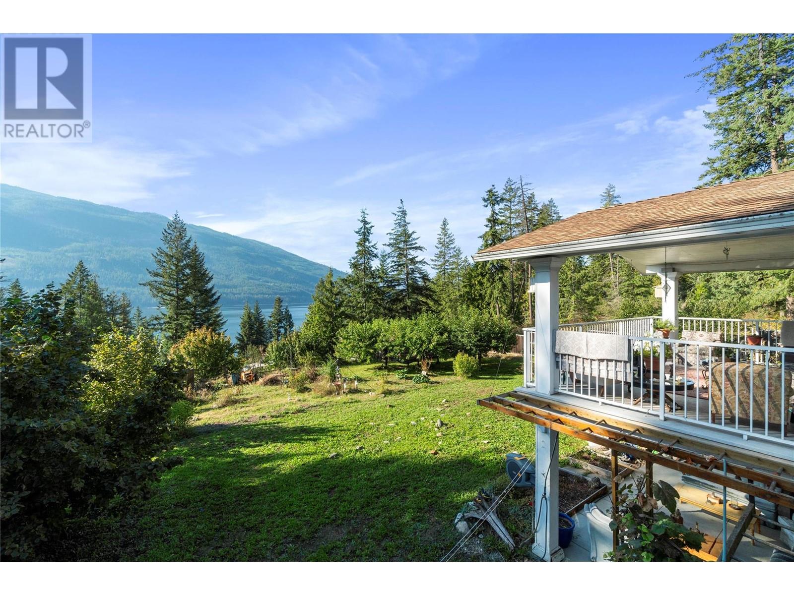 5404 Sunnybrae Canoe Pt Road Unit# 1