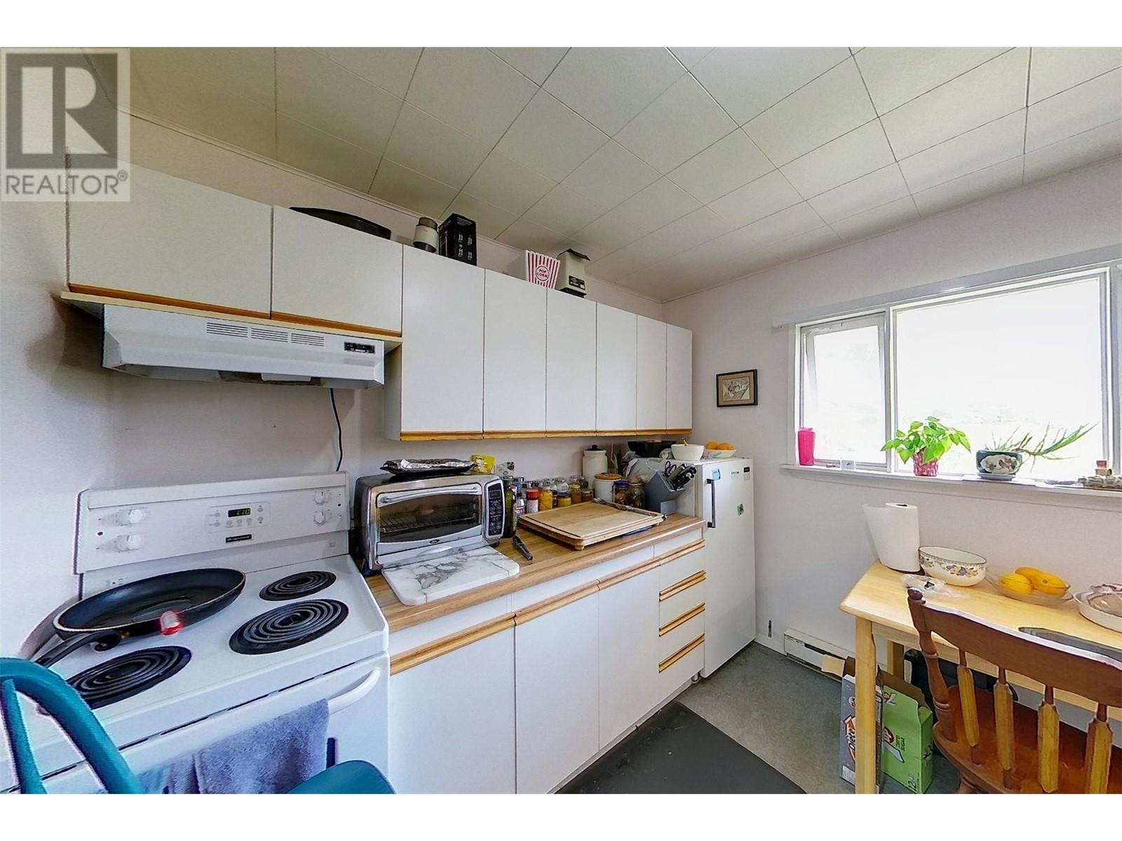 5404 Sunnybrae Canoe Pt Road Unit# 1