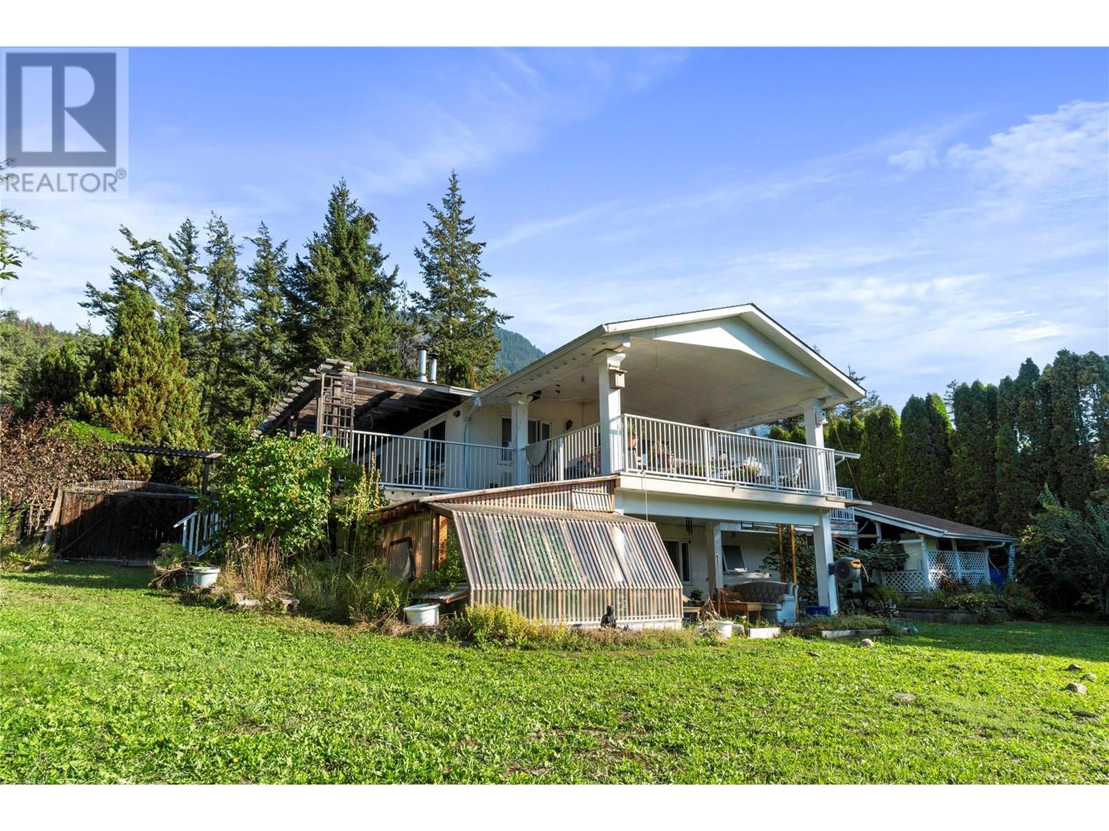 5404 Sunnybrae Canoe Pt Road Unit# 1