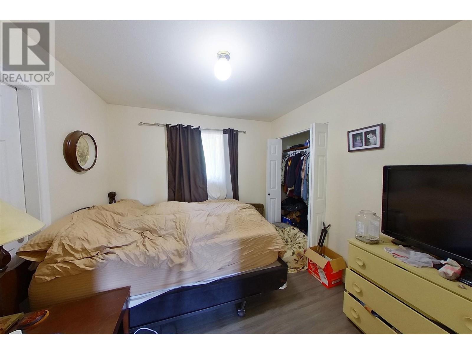 5404 Sunnybrae Canoe Pt Road Unit# 1