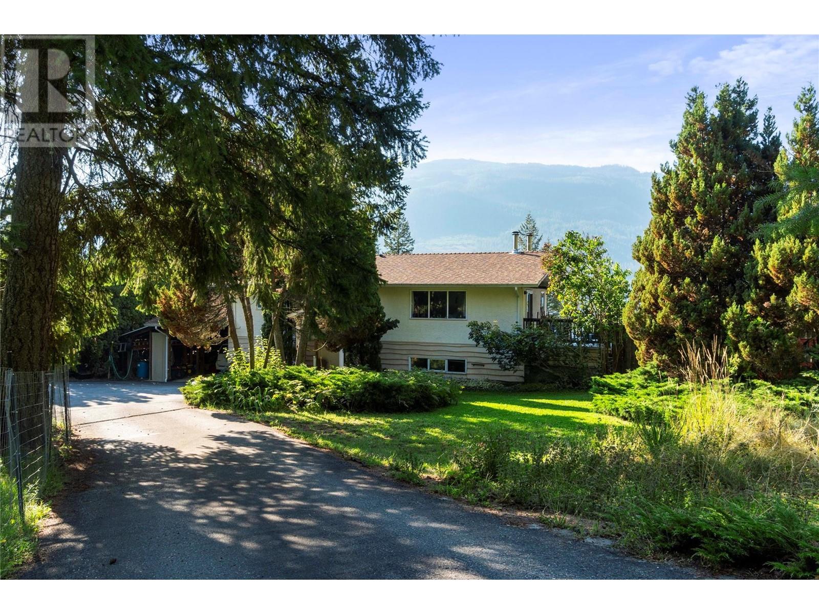 5404 Sunnybrae Canoe Pt Road Unit# 1