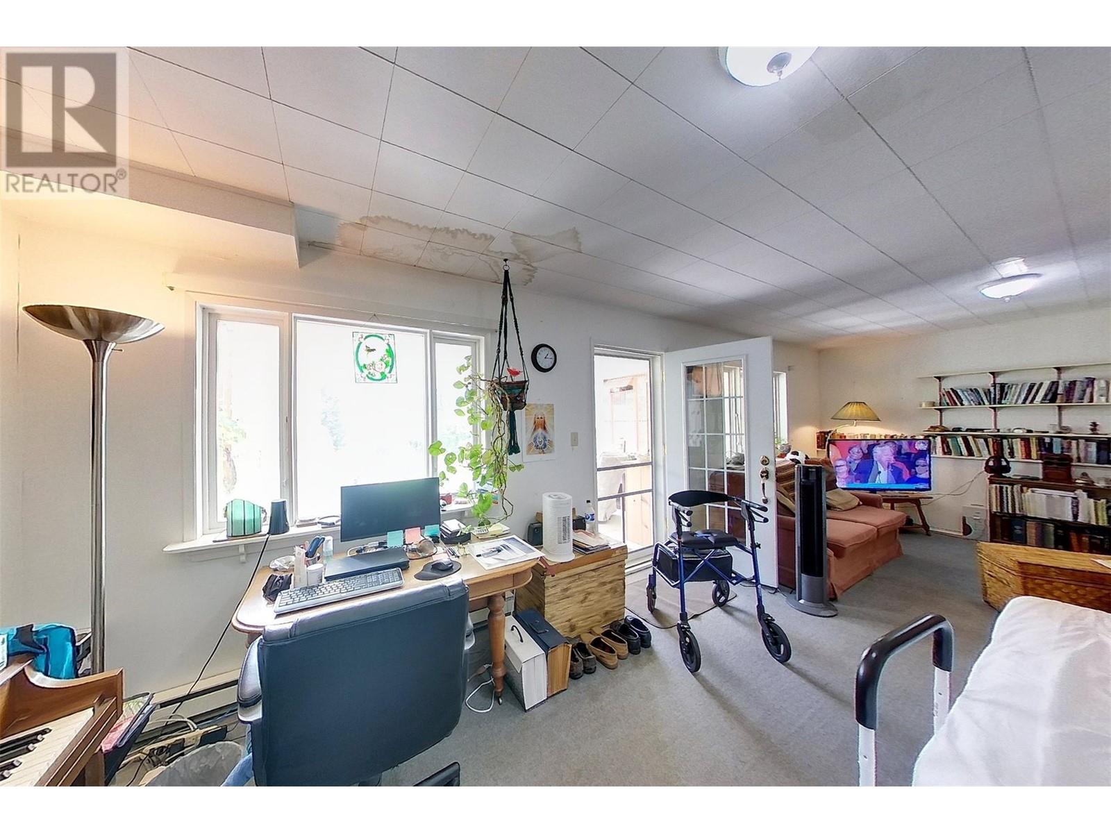 5404 Sunnybrae Canoe Pt Road Unit# 1