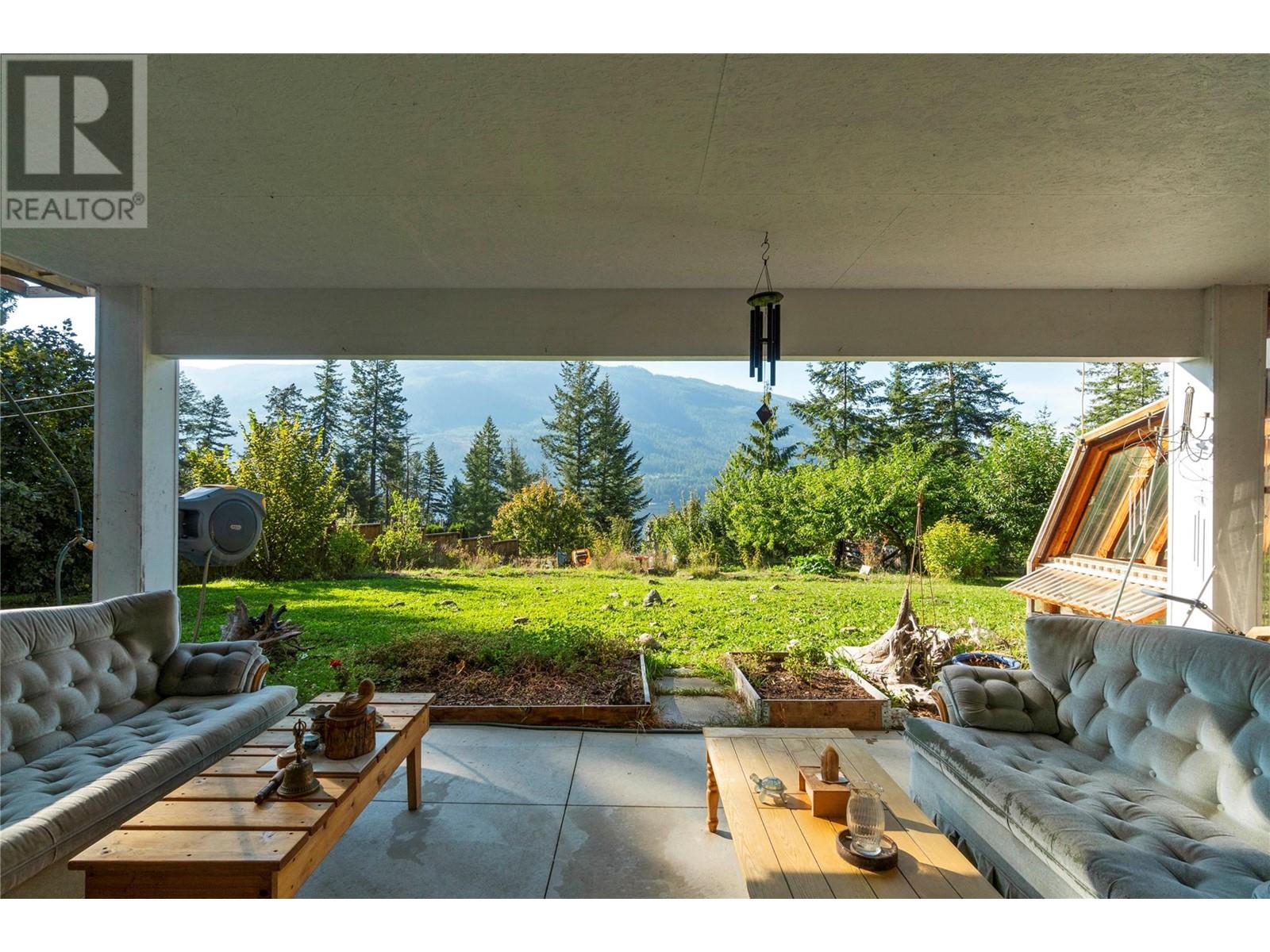 5404 Sunnybrae Canoe Pt Road Unit# 1