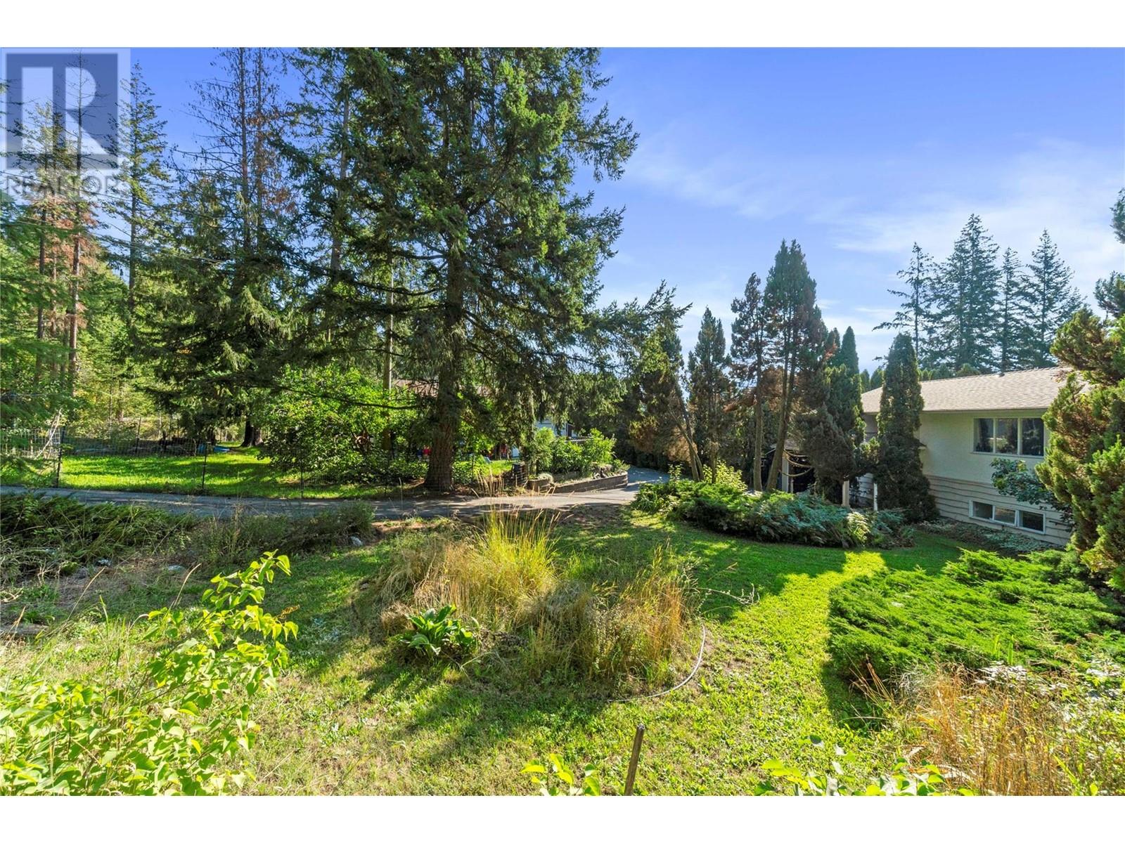 5404 Sunnybrae Canoe Pt Road Unit# 1
