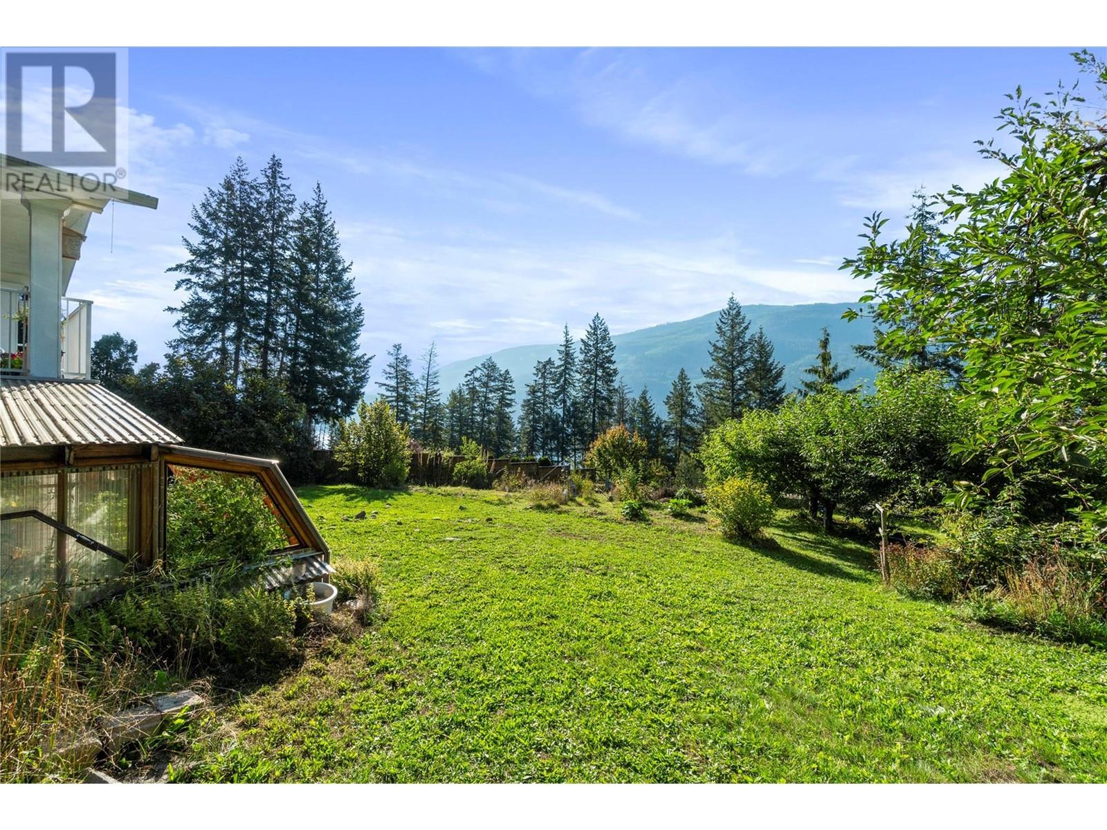 5404 Sunnybrae Canoe Pt Road Unit# 1