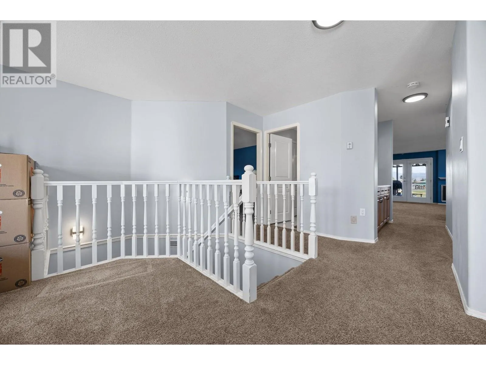 303 Regent Avenue Unit# 27