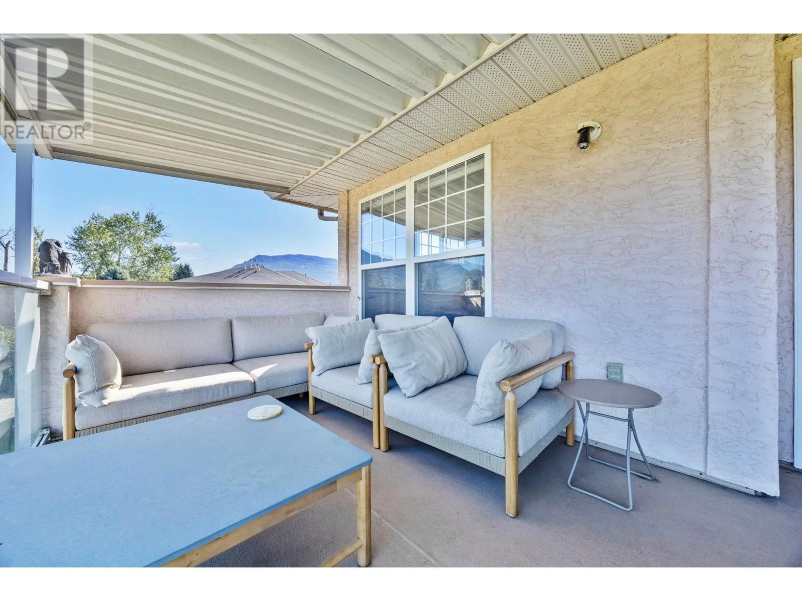 303 Regent Avenue Unit# 27
