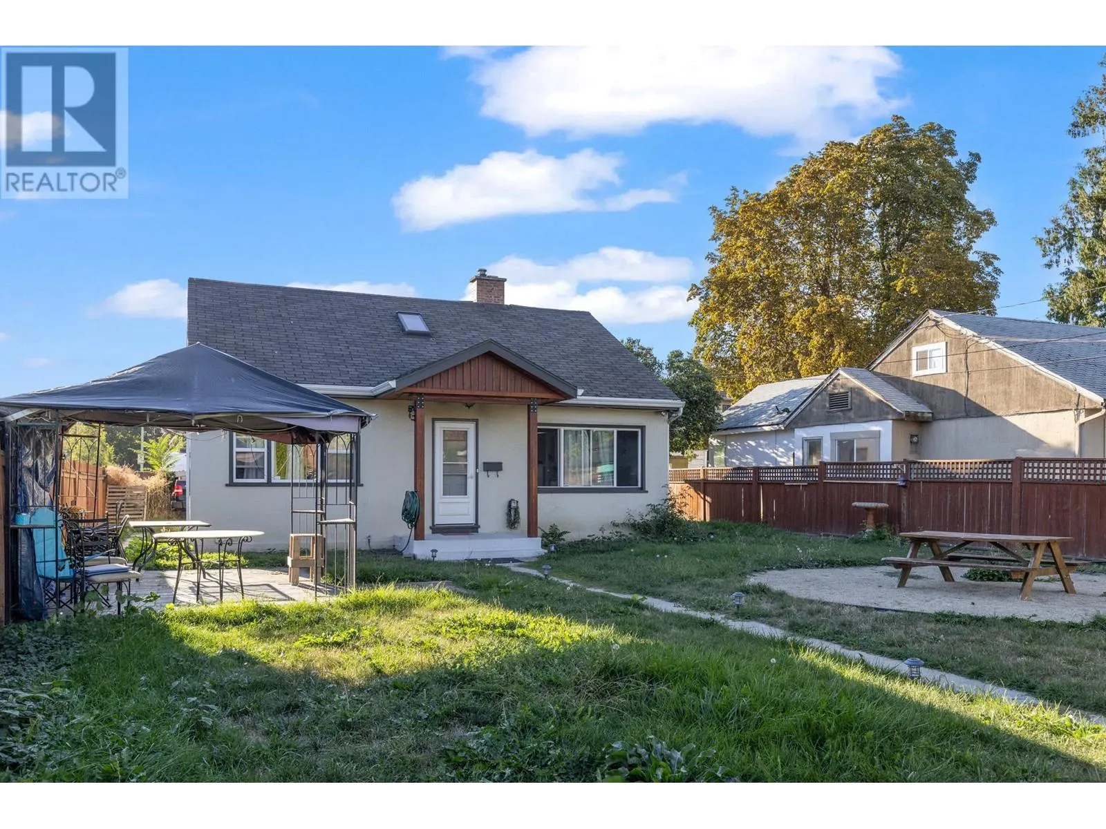 1762 Gagnon Place
