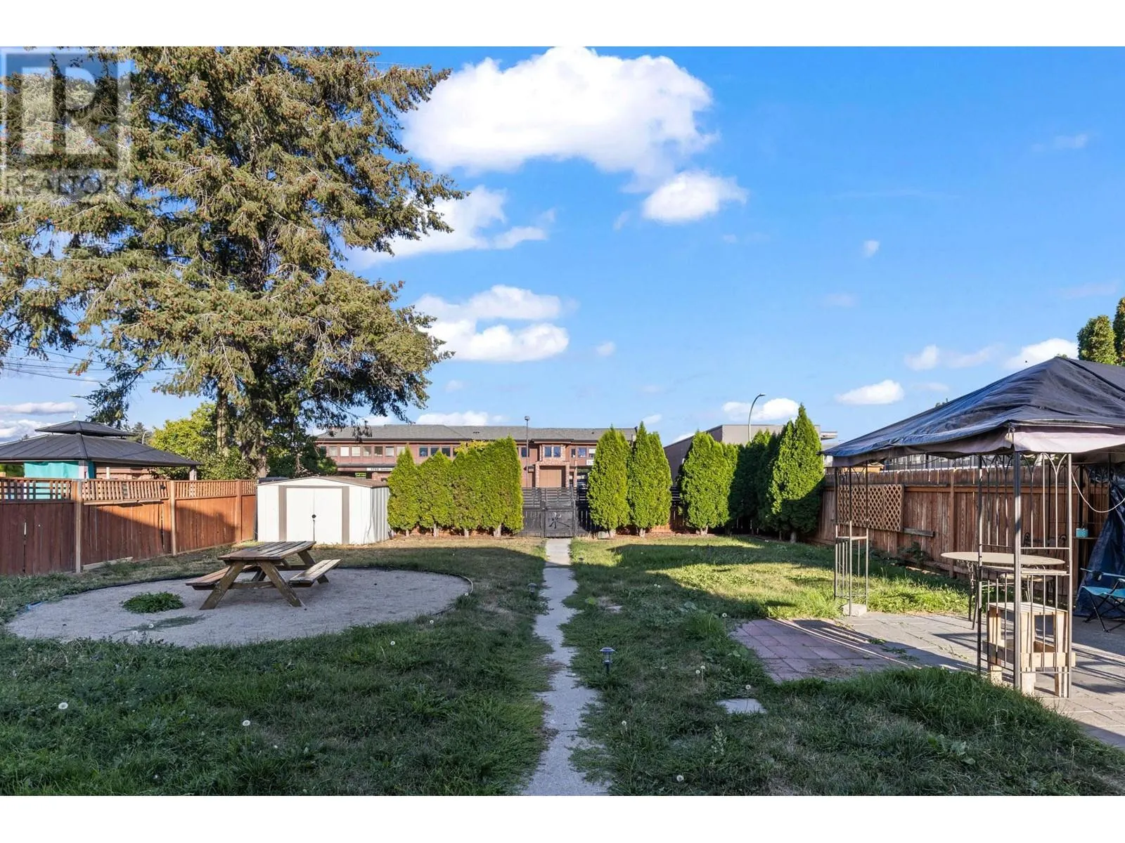 1762 Gagnon Place