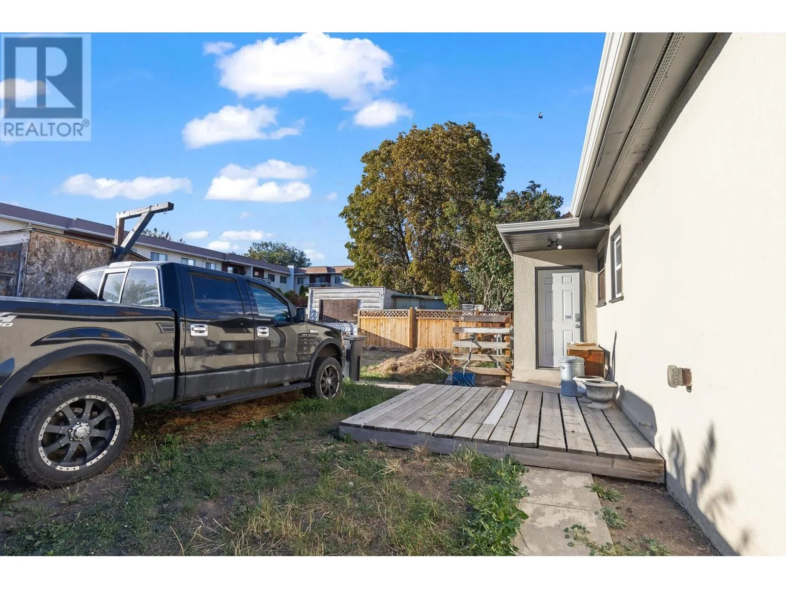 1762 Gagnon Place