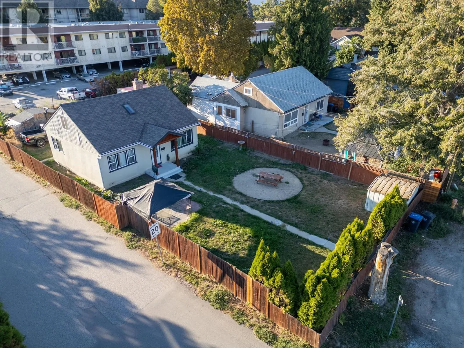 1762 Gagnon Place