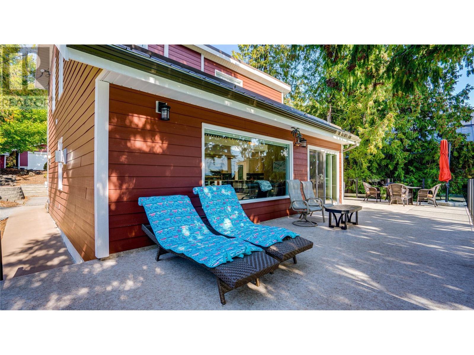 339 Coach Road