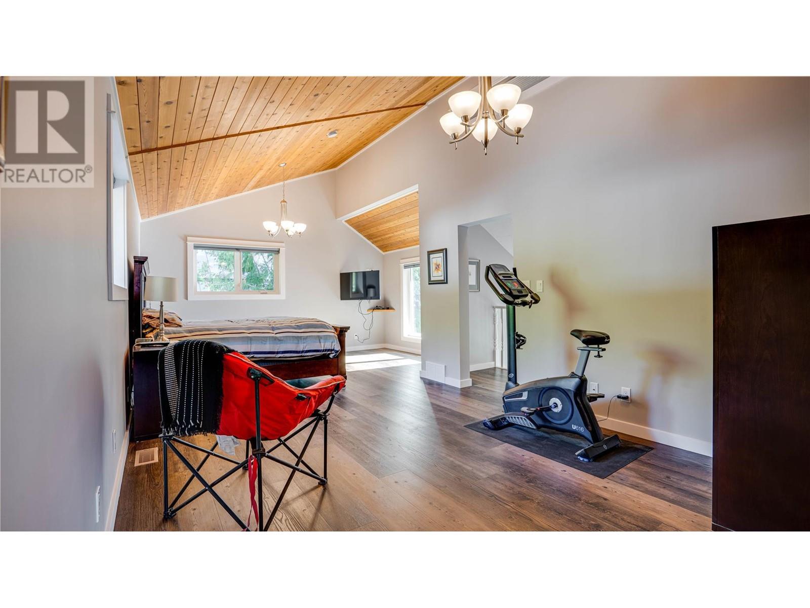 339 Coach Road