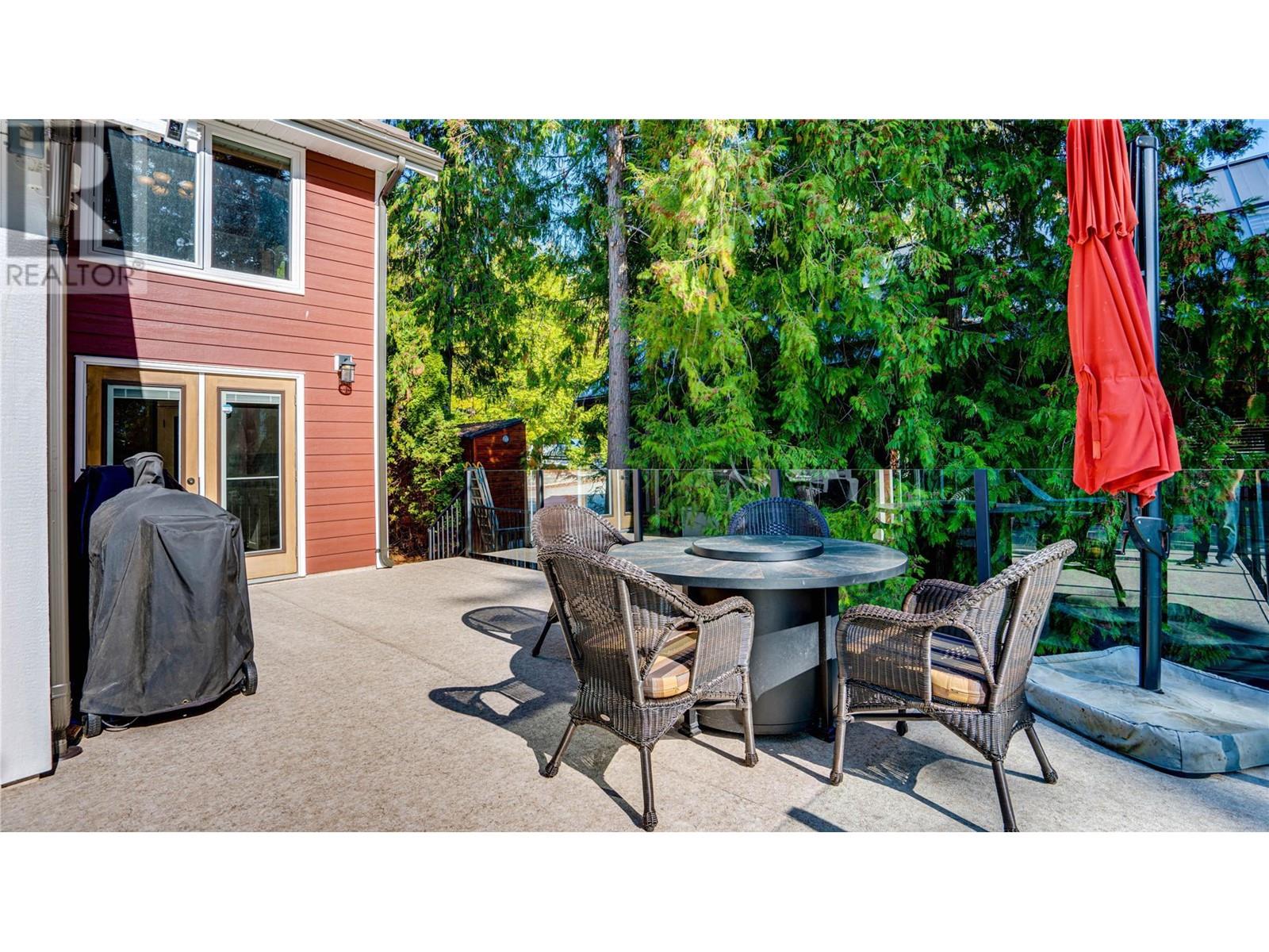 339 Coach Road