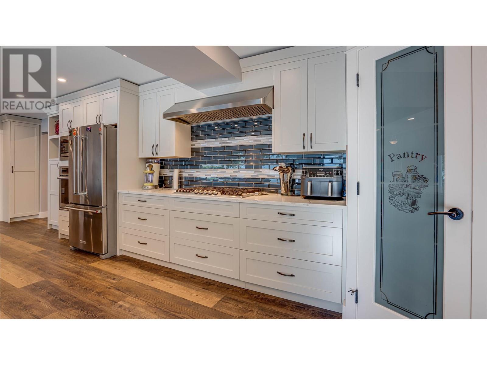 339 Coach Road