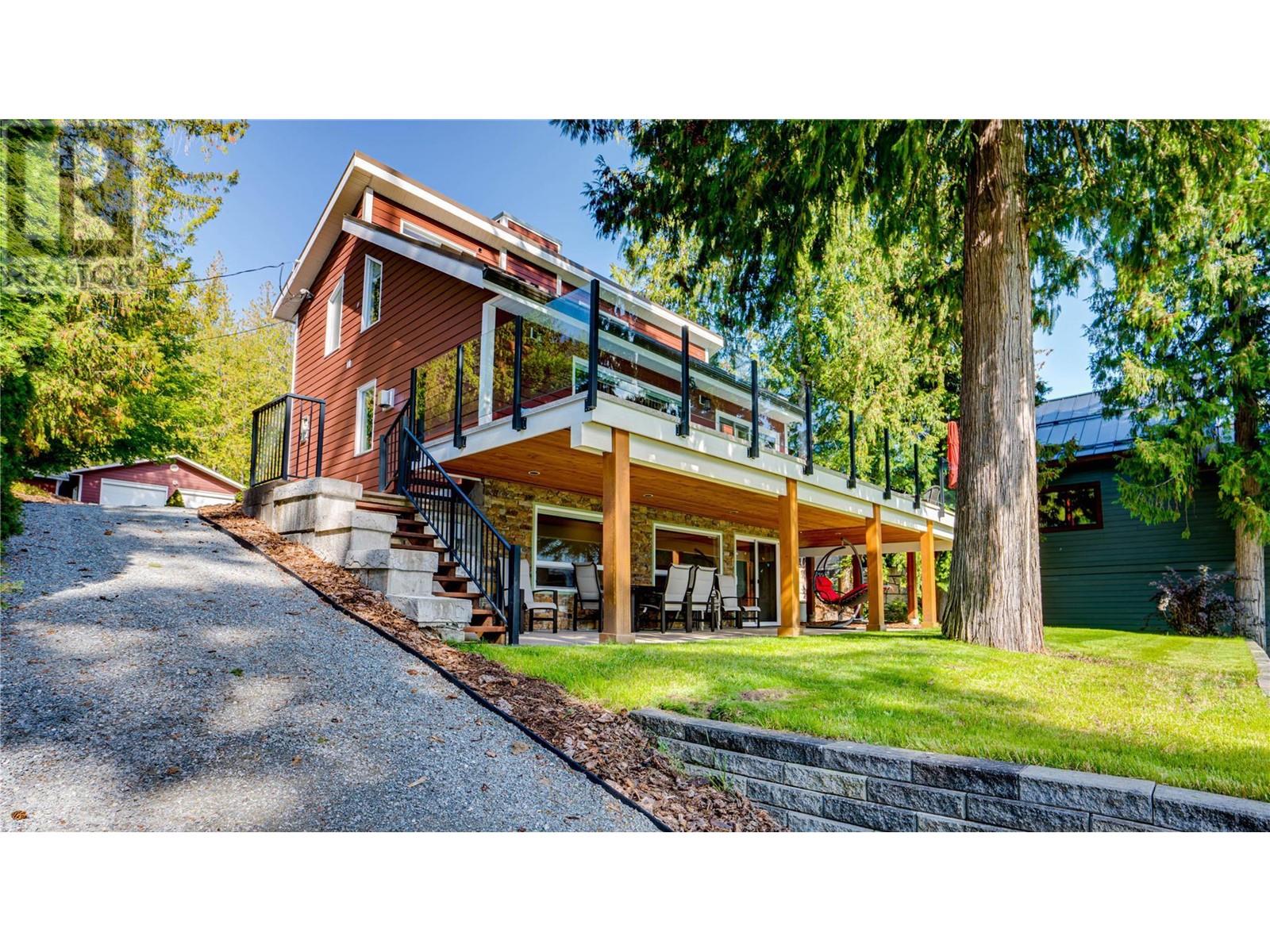 339 Coach Road