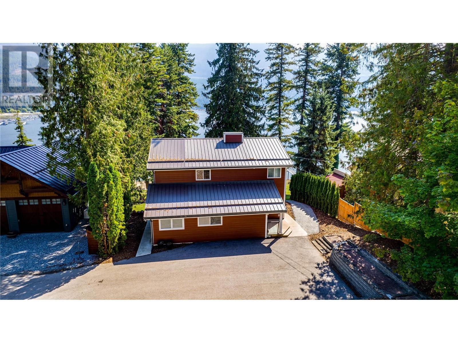 339 Coach Road
