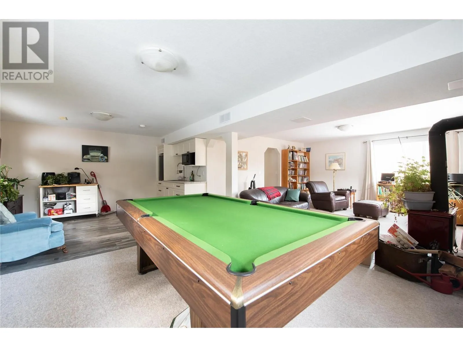 9292 Kokanee Road