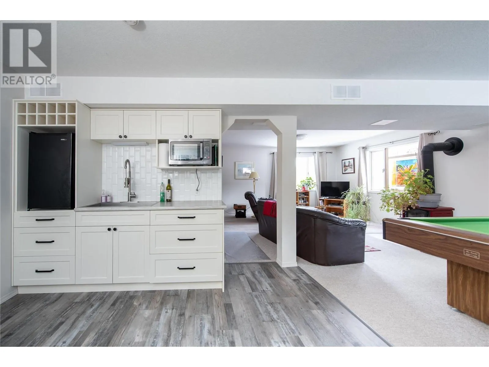 9292 Kokanee Road