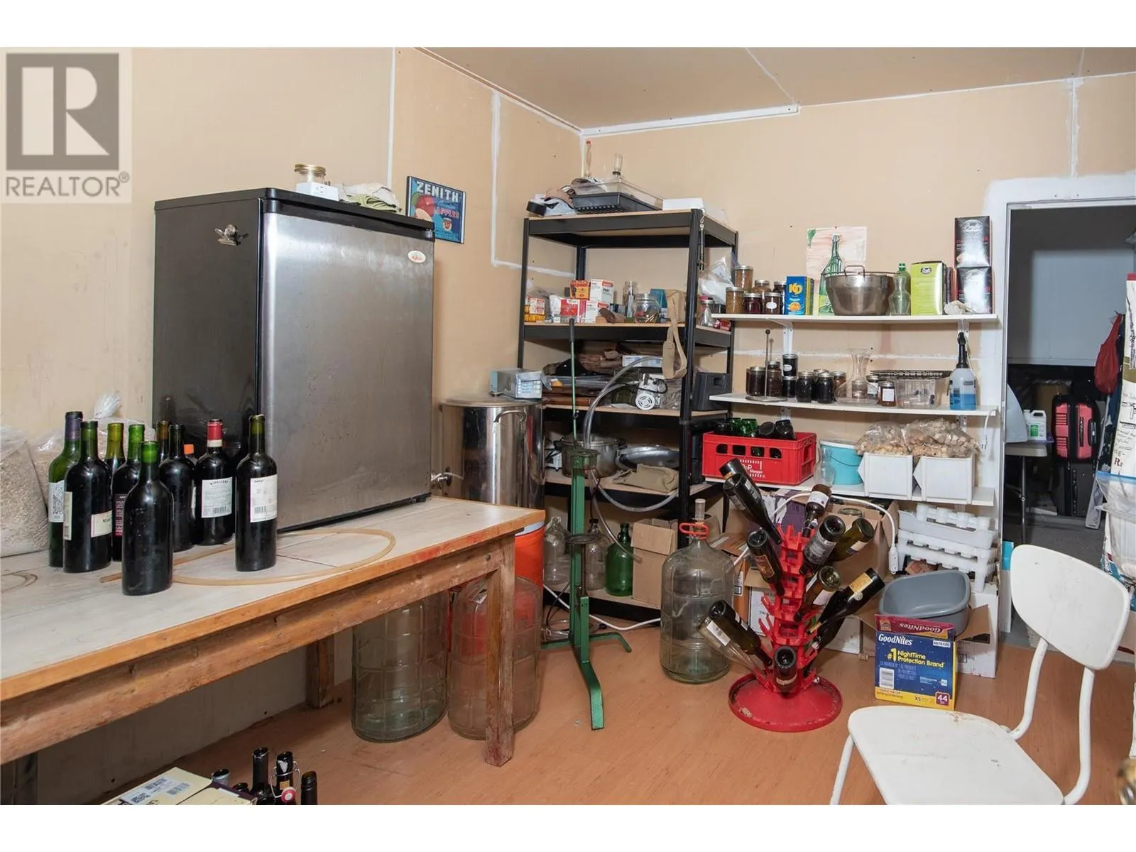 9292 Kokanee Road