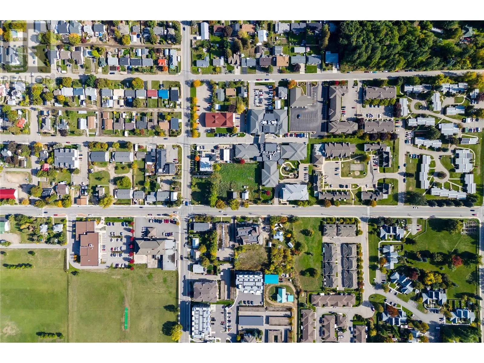 560, 580, 610 Shuswap Street SE