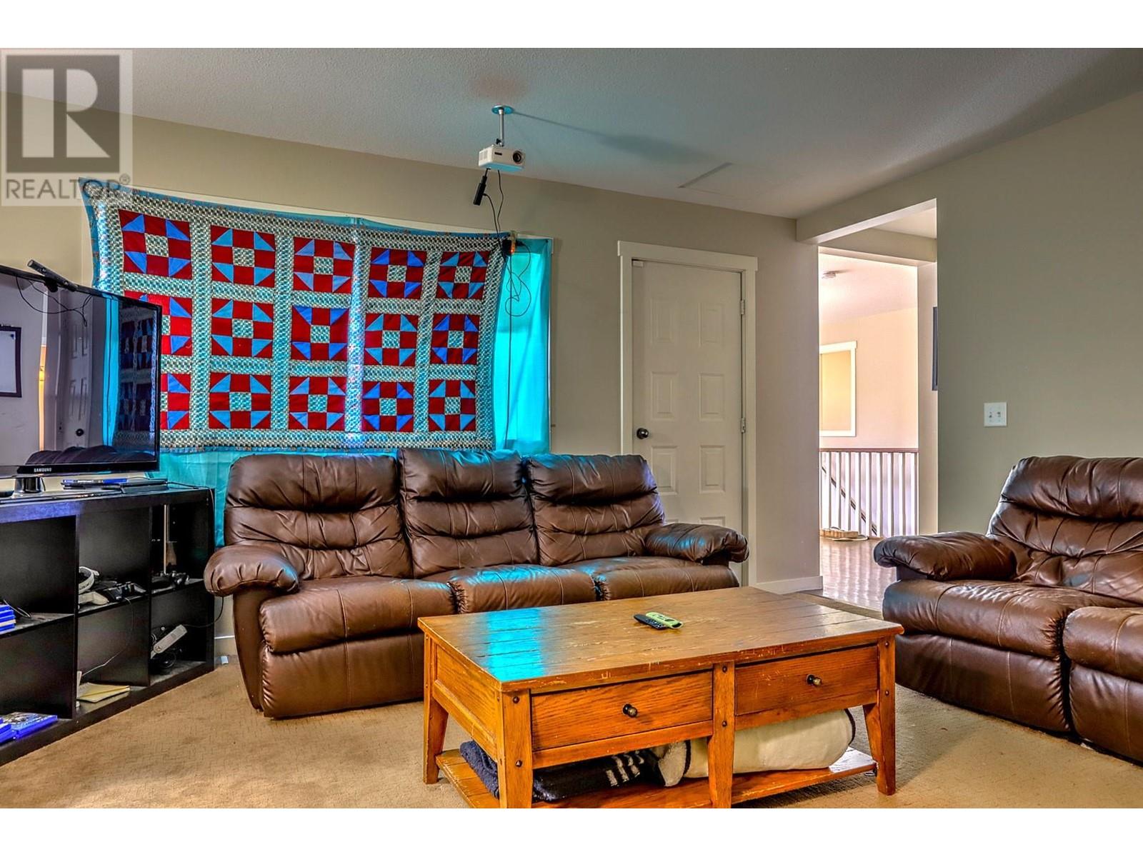 3035 Pleasant Valley Road