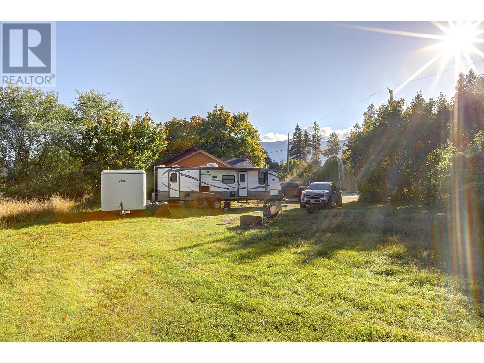 3035 Pleasant Valley Road