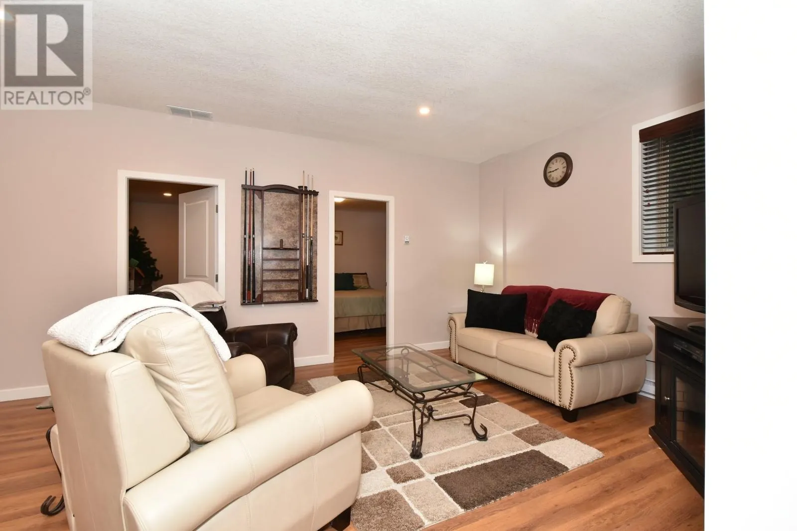 2597 Grandview Place
