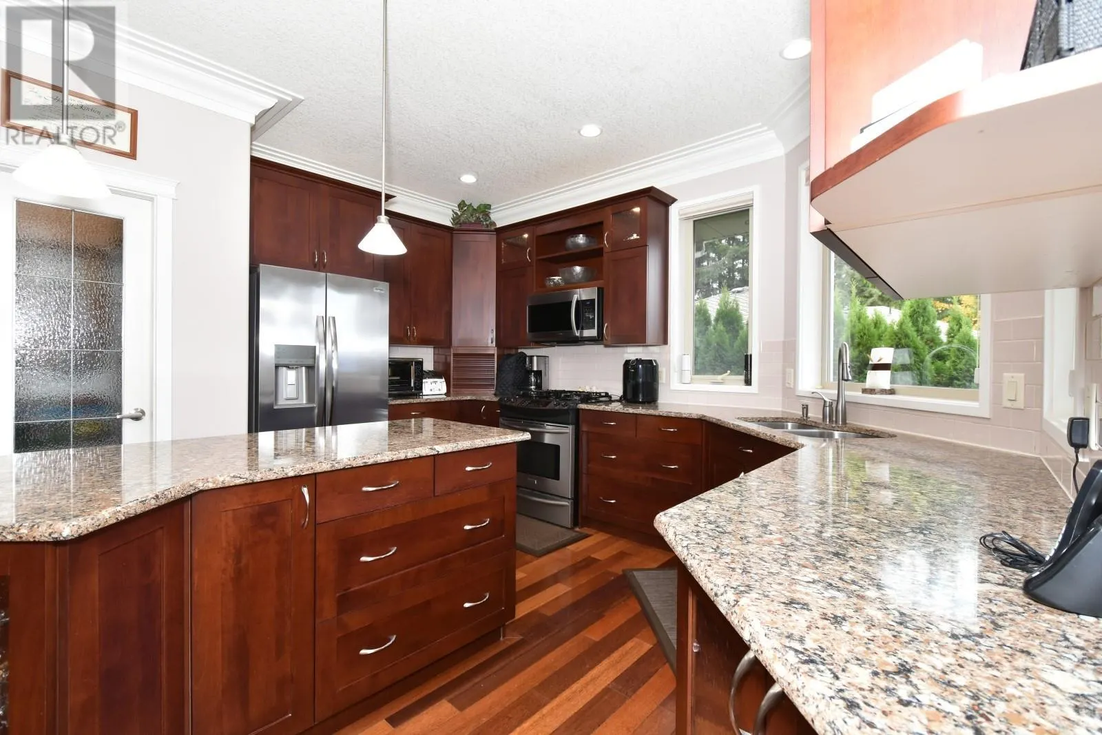 2597 Grandview Place
