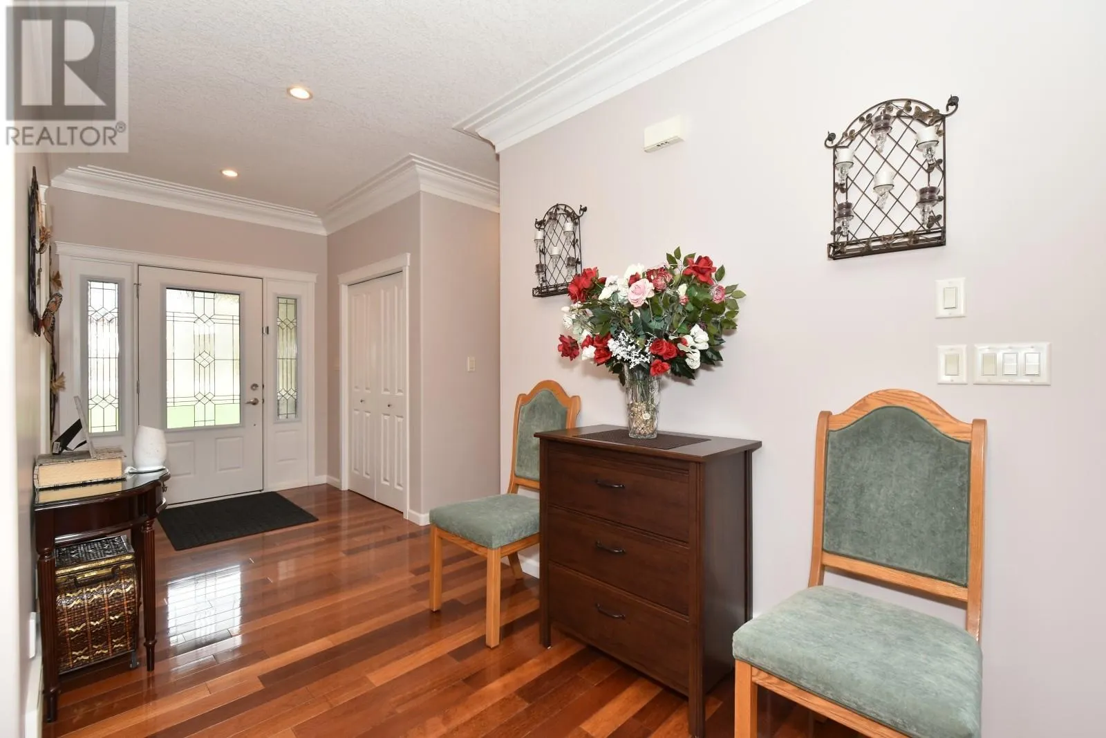 2597 Grandview Place