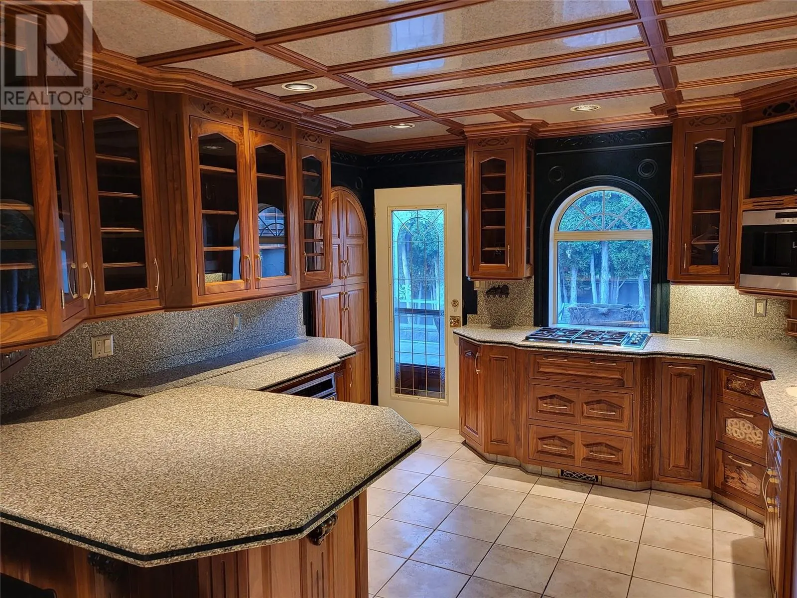 327 CARMEL Crescent