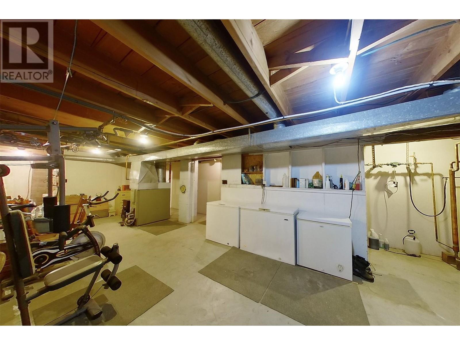 2720 Salmon River Road