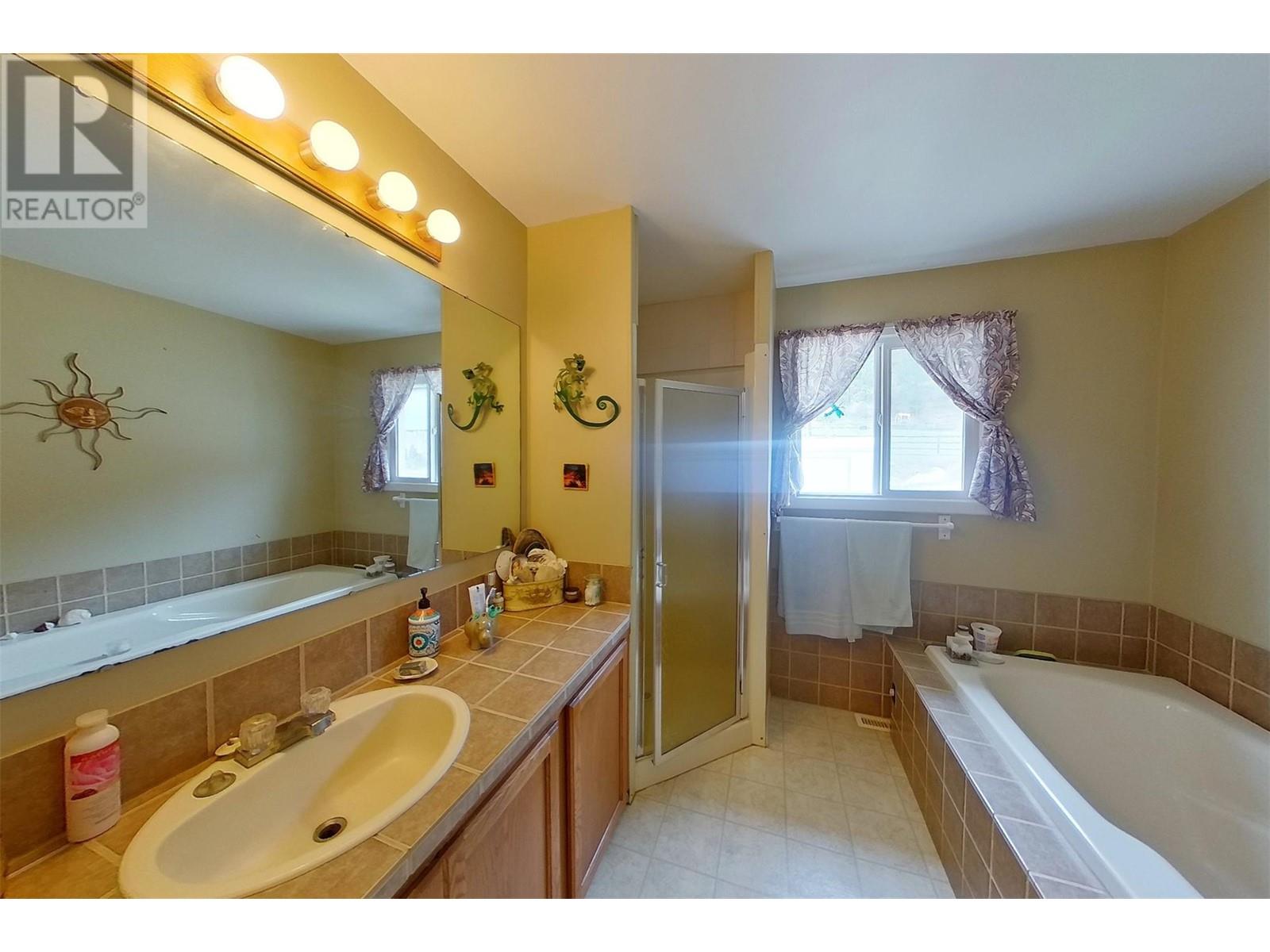 2720 Salmon River Road