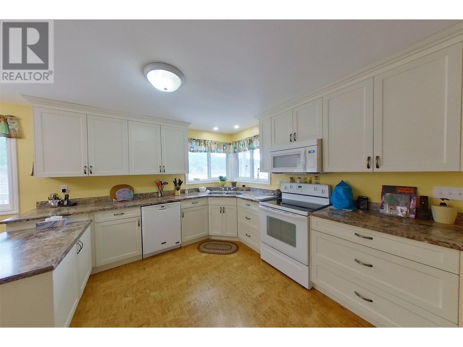 2720 Salmon River Road
