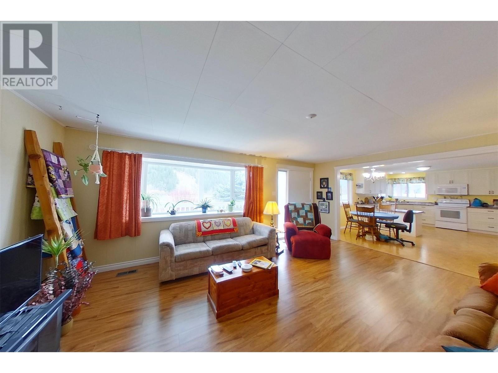 2720 Salmon River Road