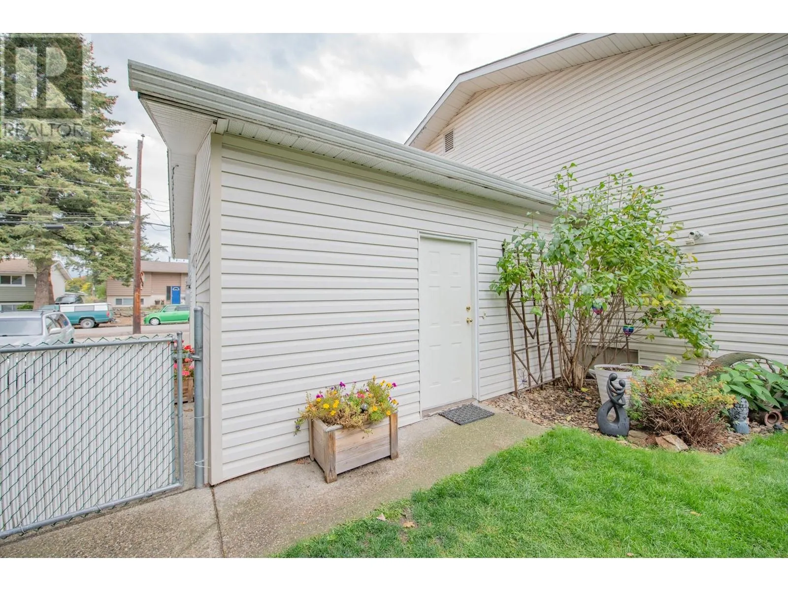 7706 Giles Drive