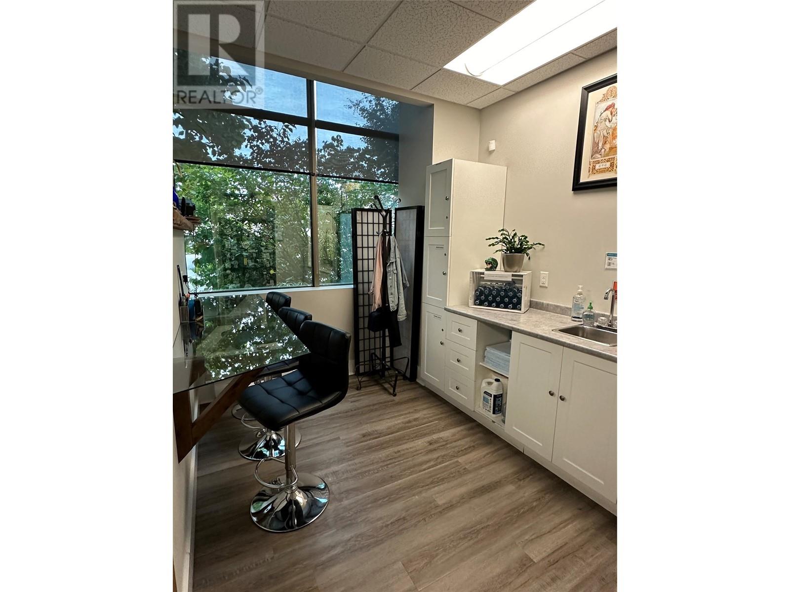 1620 Dickson Avenue Unit# B2