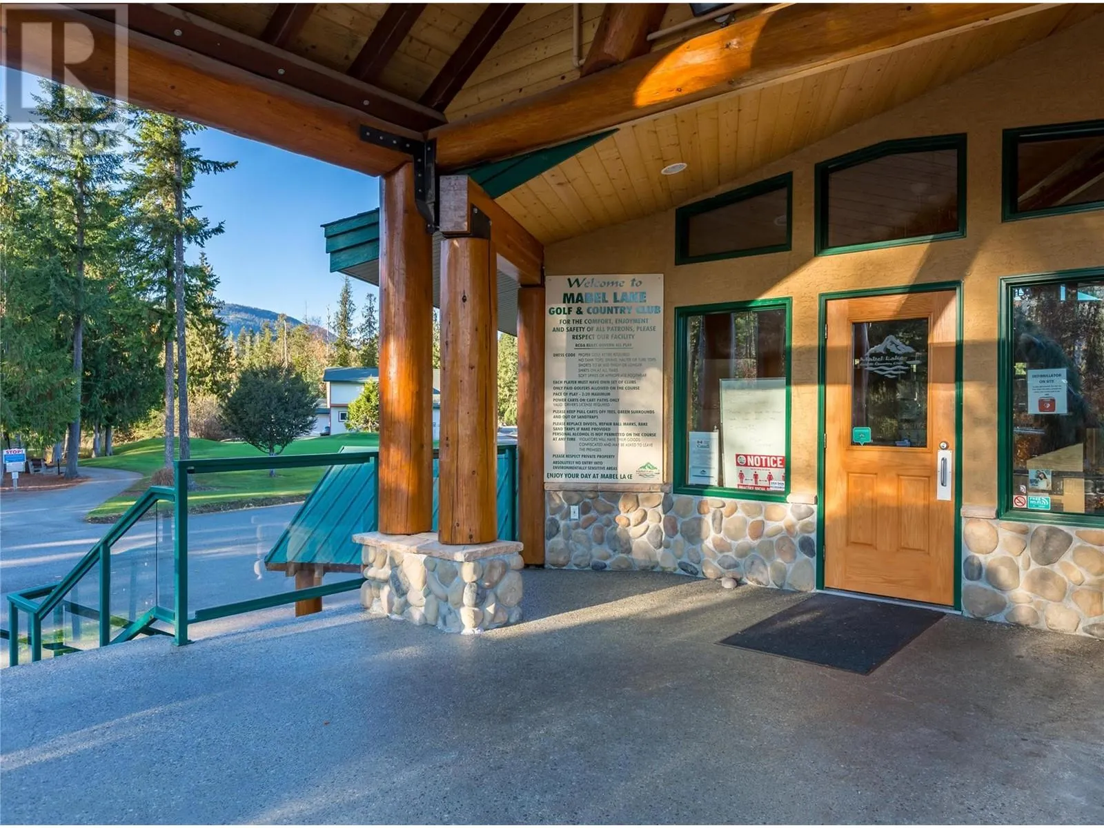 3479 Mabel Lake Place