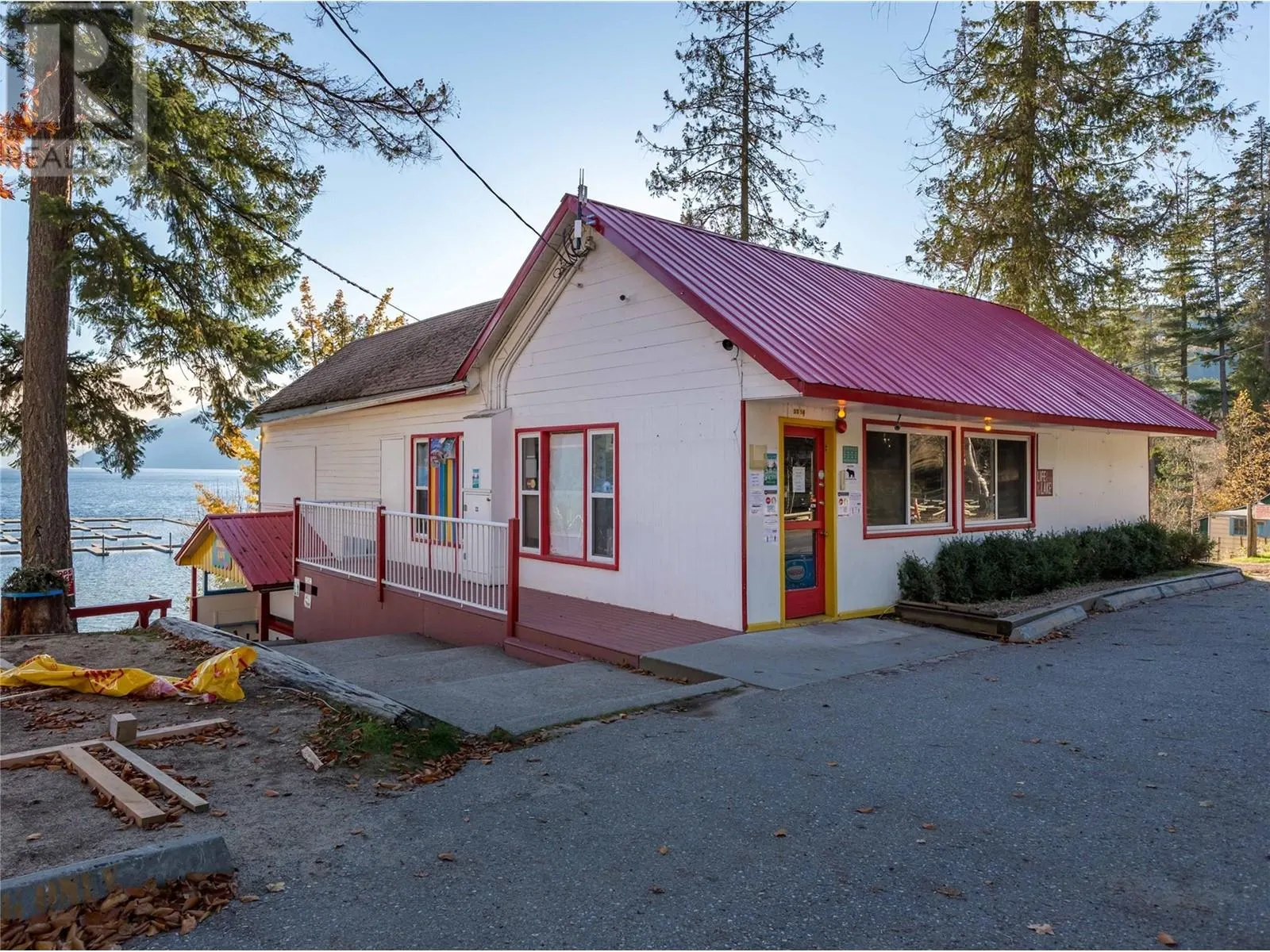 3479 Mabel Lake Place