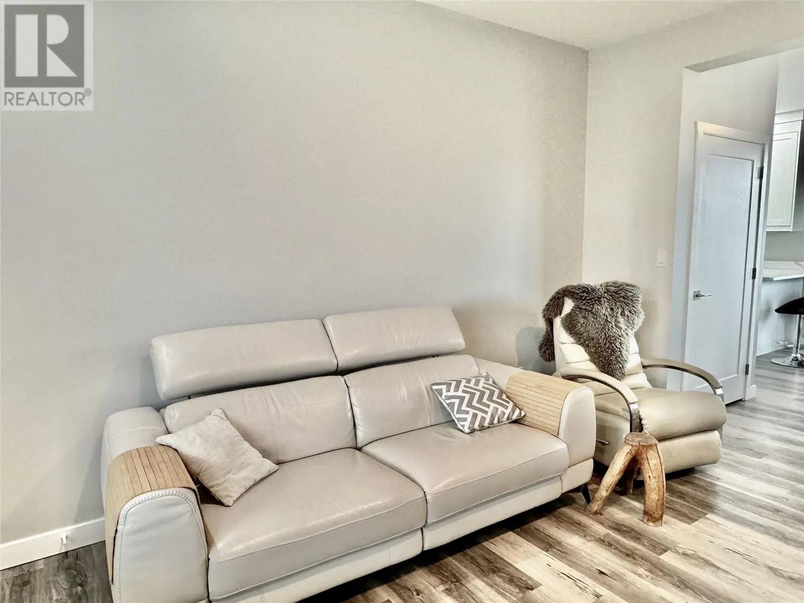 5830 OKANAGAN Street Unit# 102