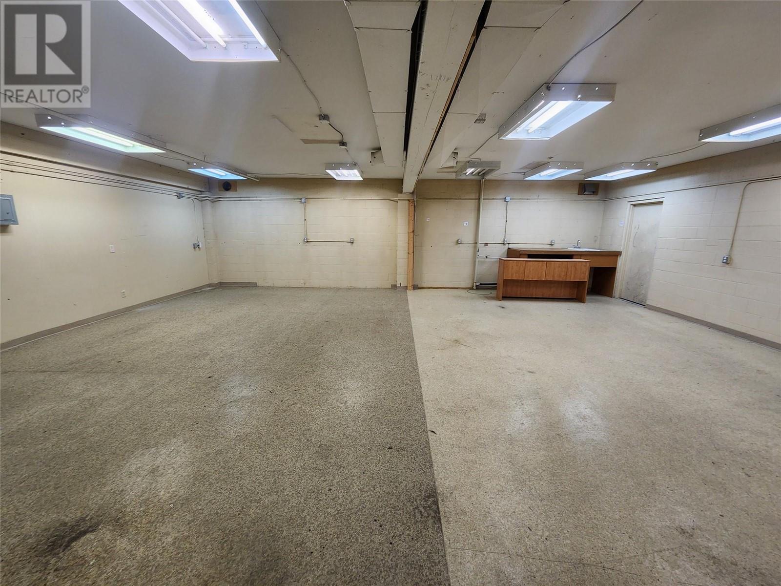 1415 Hunter Court Unit# 1 A/B