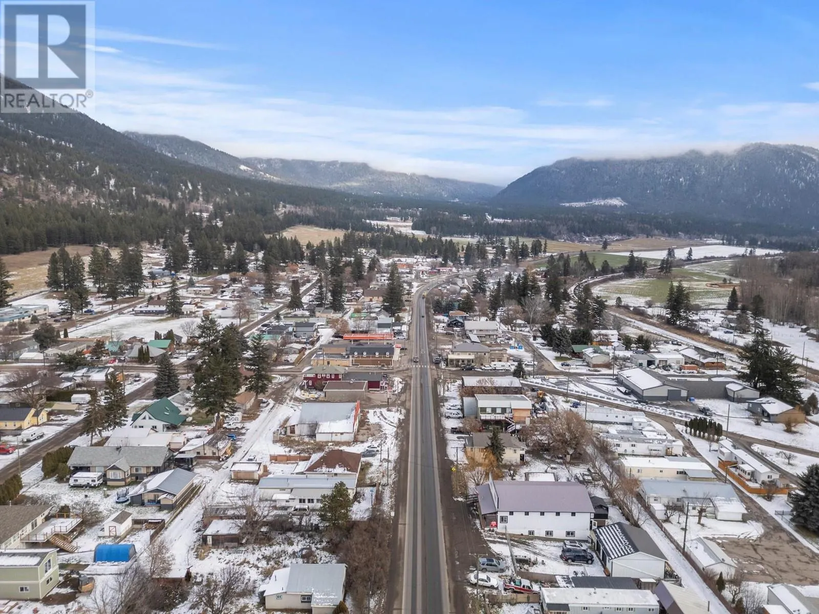 5768 Highway 97 N Highway