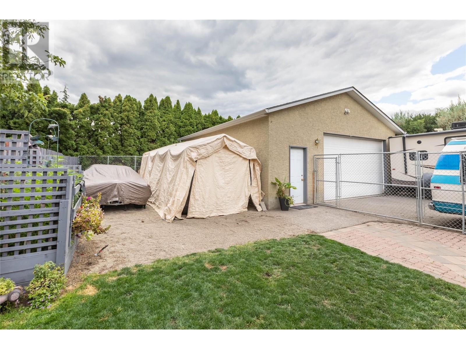 1415 Nelson Place