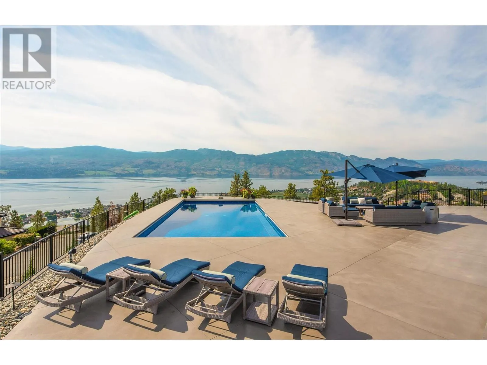 1520 Vineyard Drive