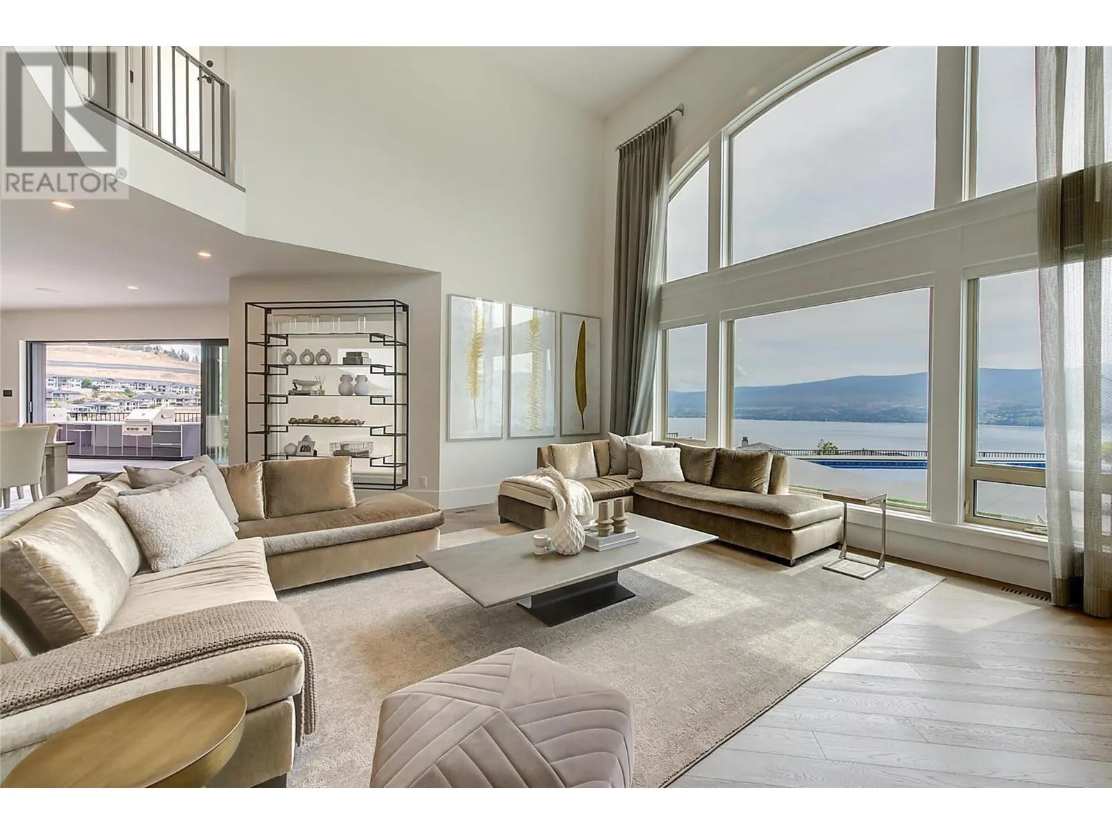 1520 Vineyard Drive