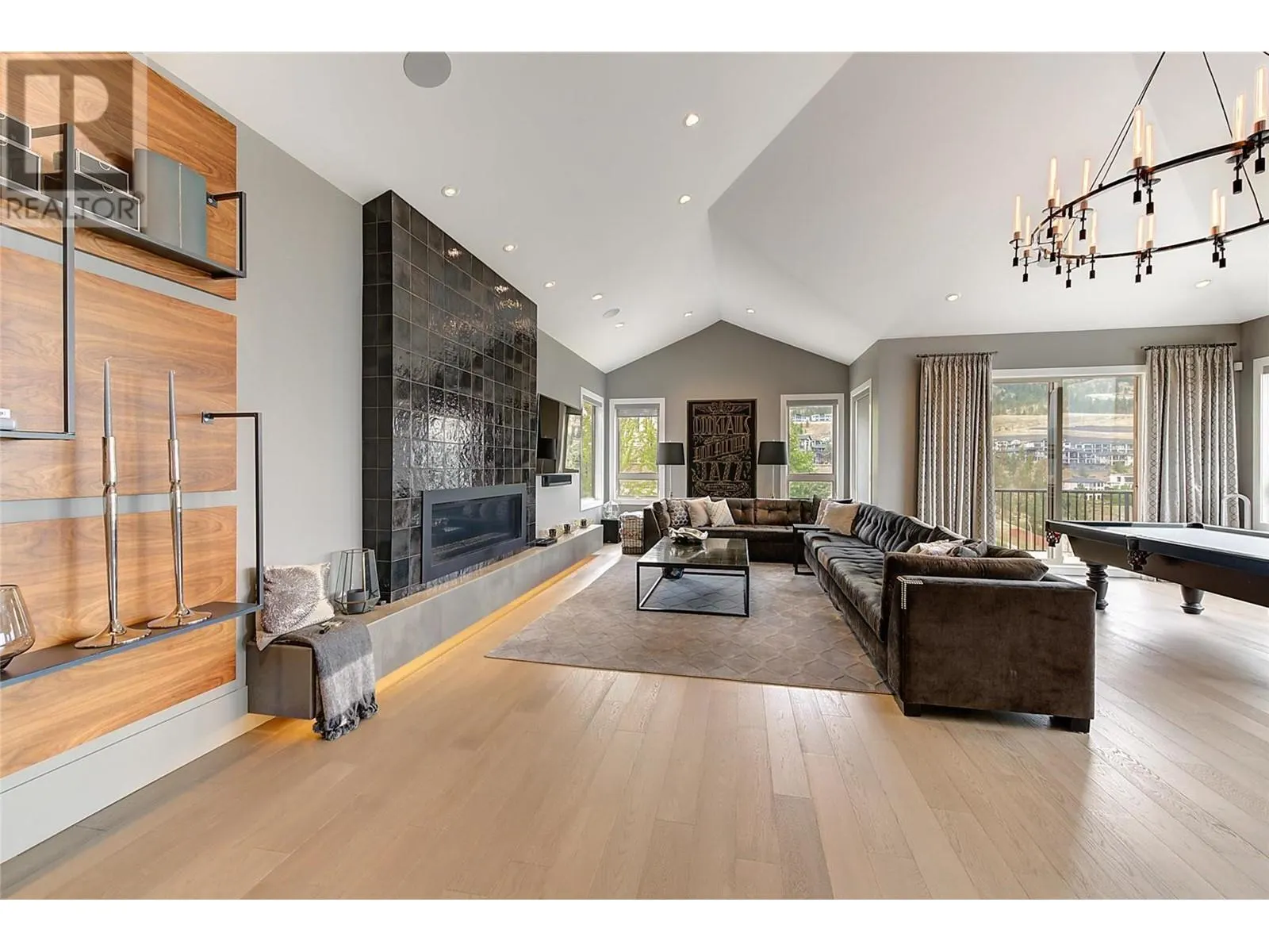 1520 Vineyard Drive