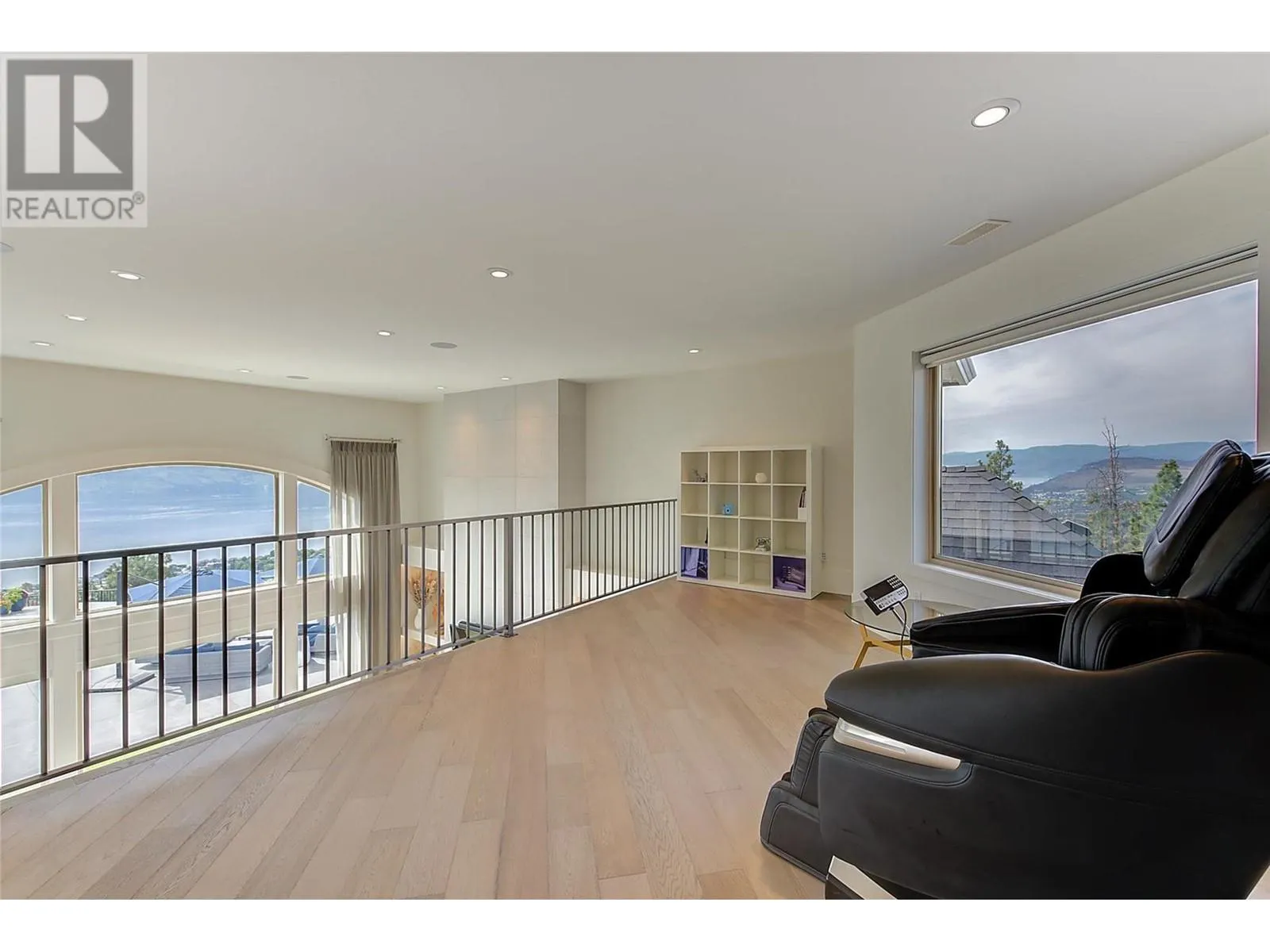 1520 Vineyard Drive